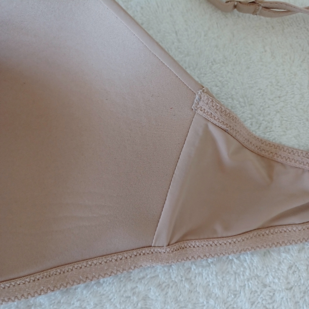 Aerie Light Wireless Seamless Bra, Size 34D - Picture 16 of 16